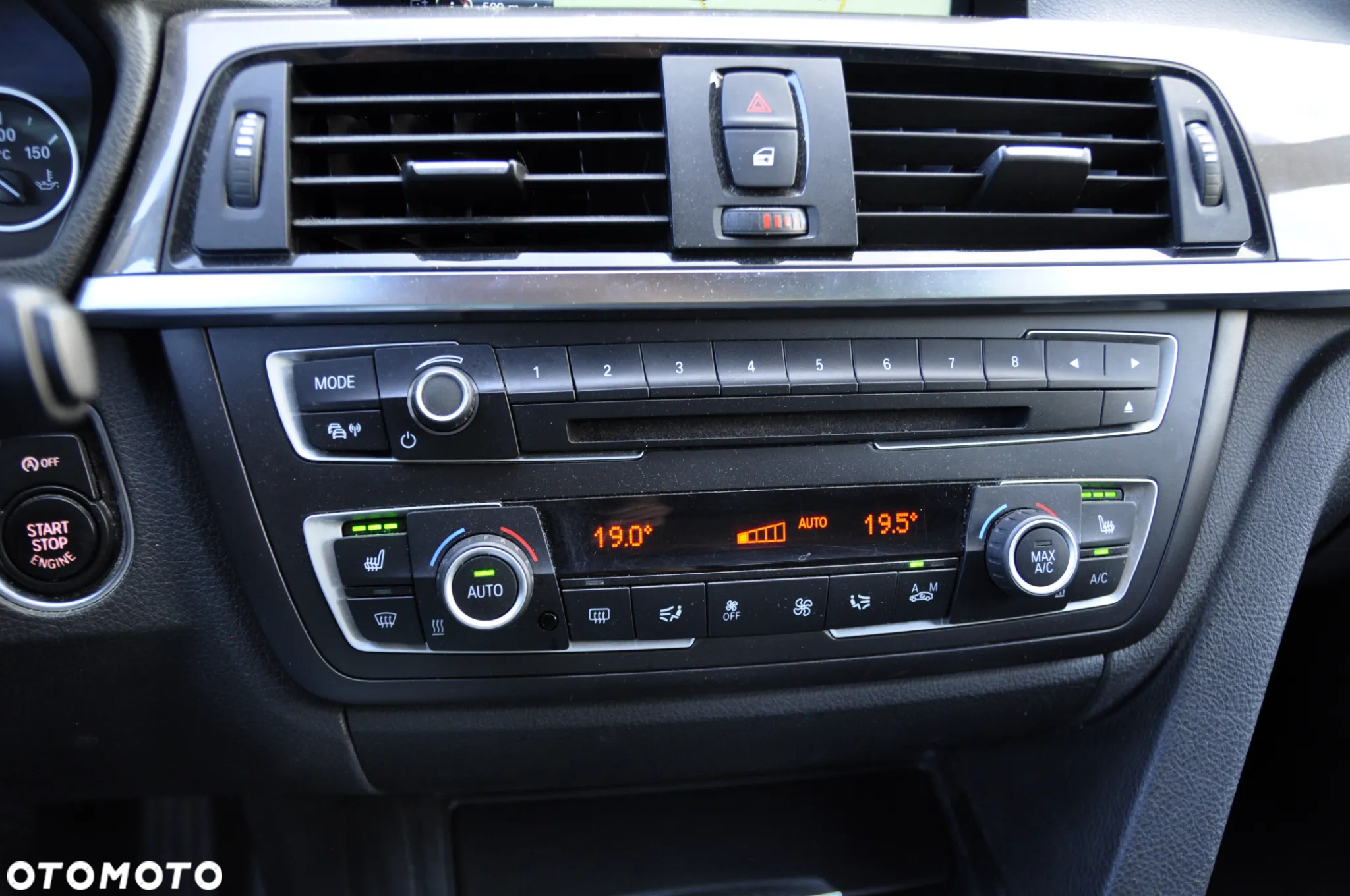 BMW Seria 3 318d Sport Line - 14