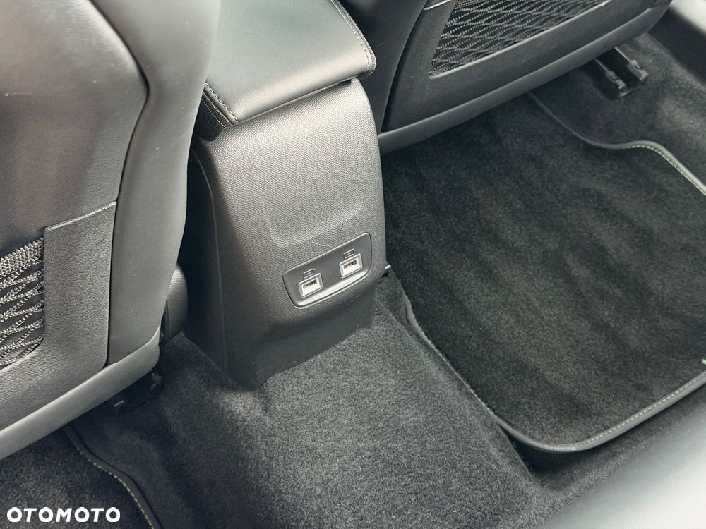 Peugeot 2008 1.5 BlueHDi GT S&S EAT8 - 17