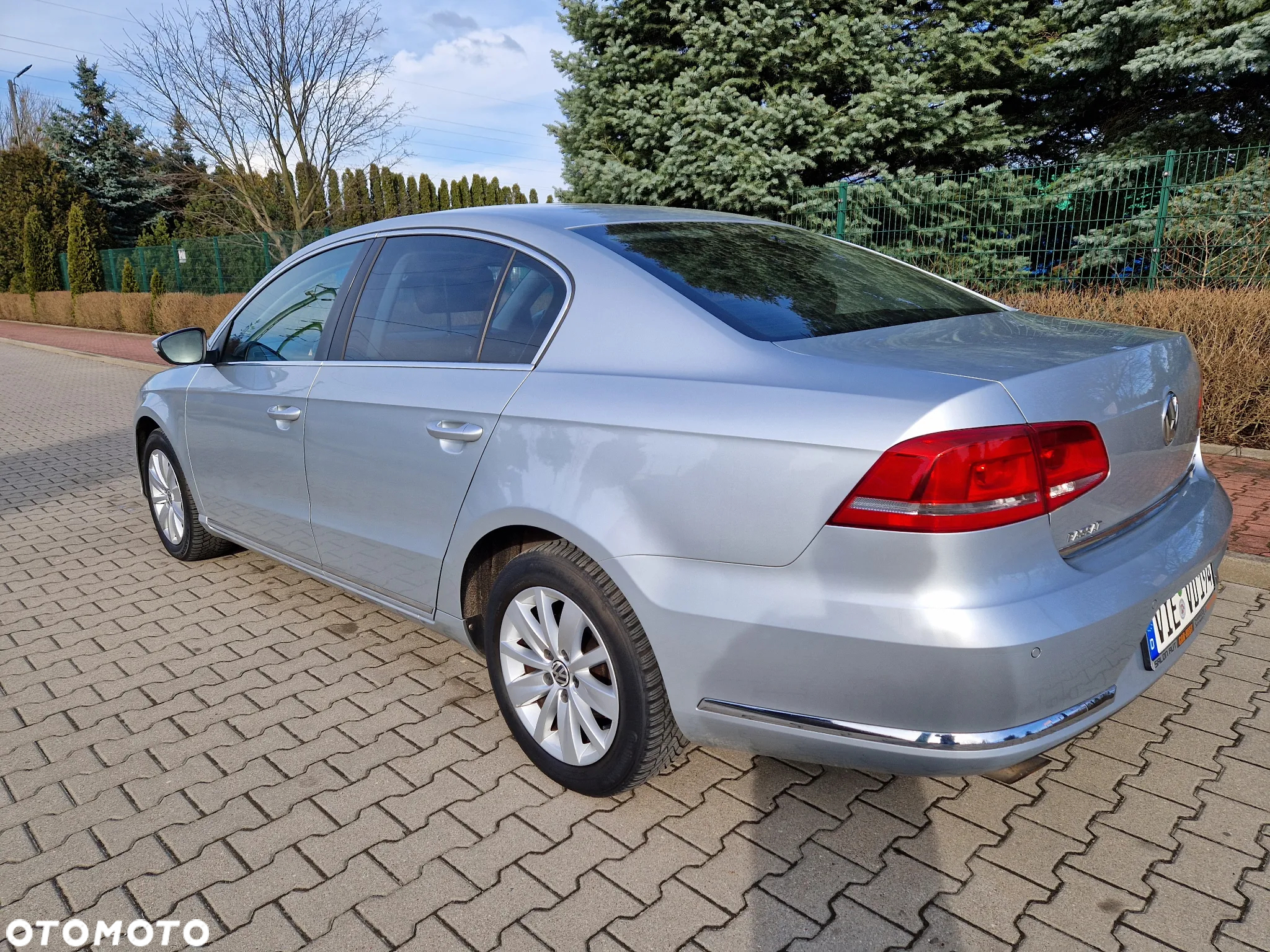 Volkswagen Passat - 7