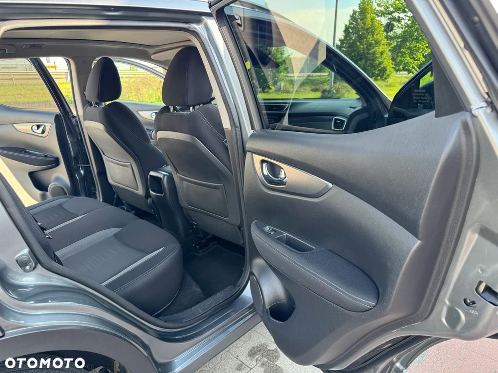 Nissan Qashqai 1.6 DIG-T N-Connecta - 14