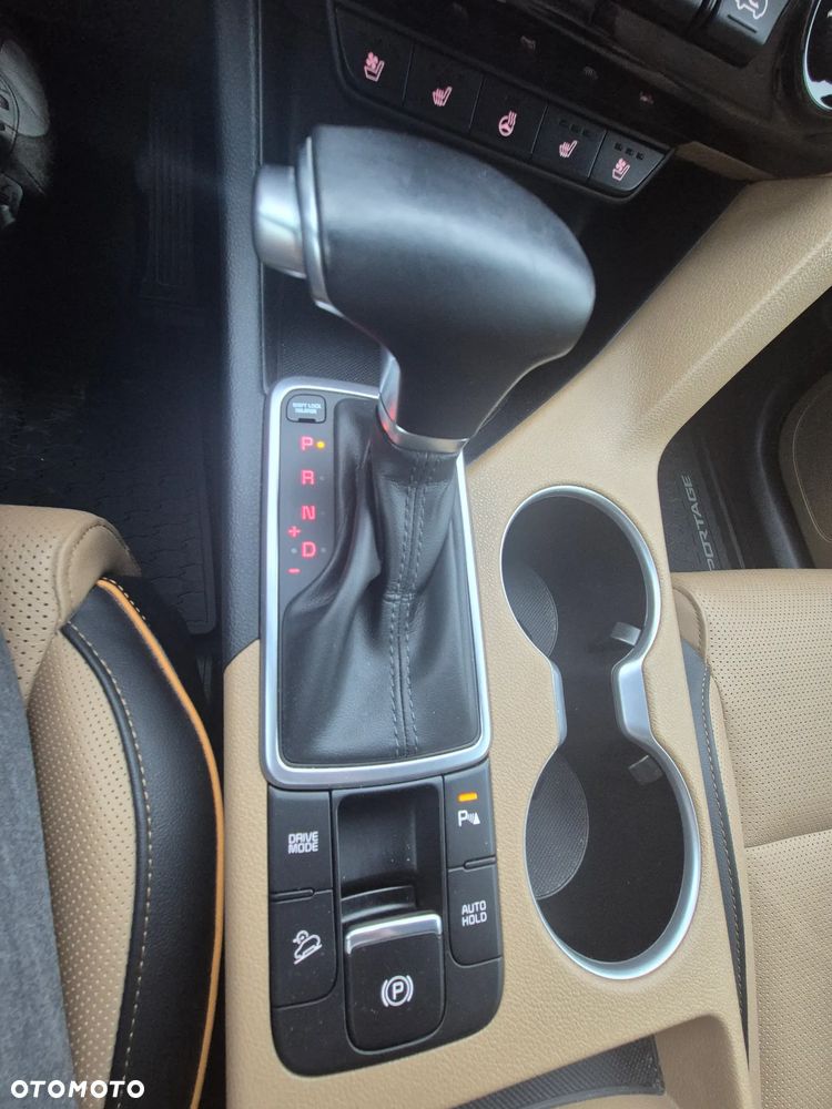Kia Sportage 1.6 T-GDI Black Edition Plus 2WD DCT - 16