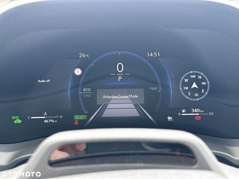 Lexus LBX 1.5 Hybrid Emotion - 14