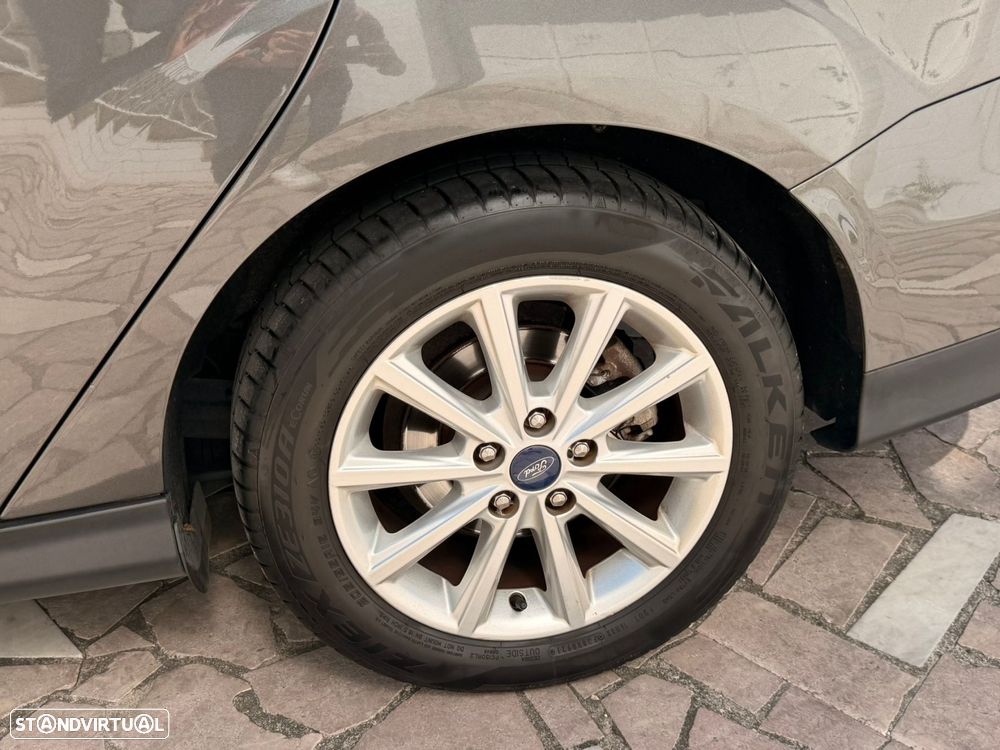 Ford Focus 1.5 TDCi ECOBlue Titanium - 47