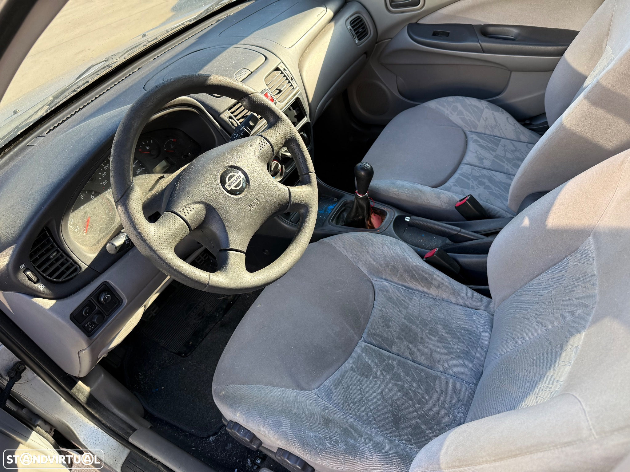 Nisan Almera 1.5 gasolina para peças - 5