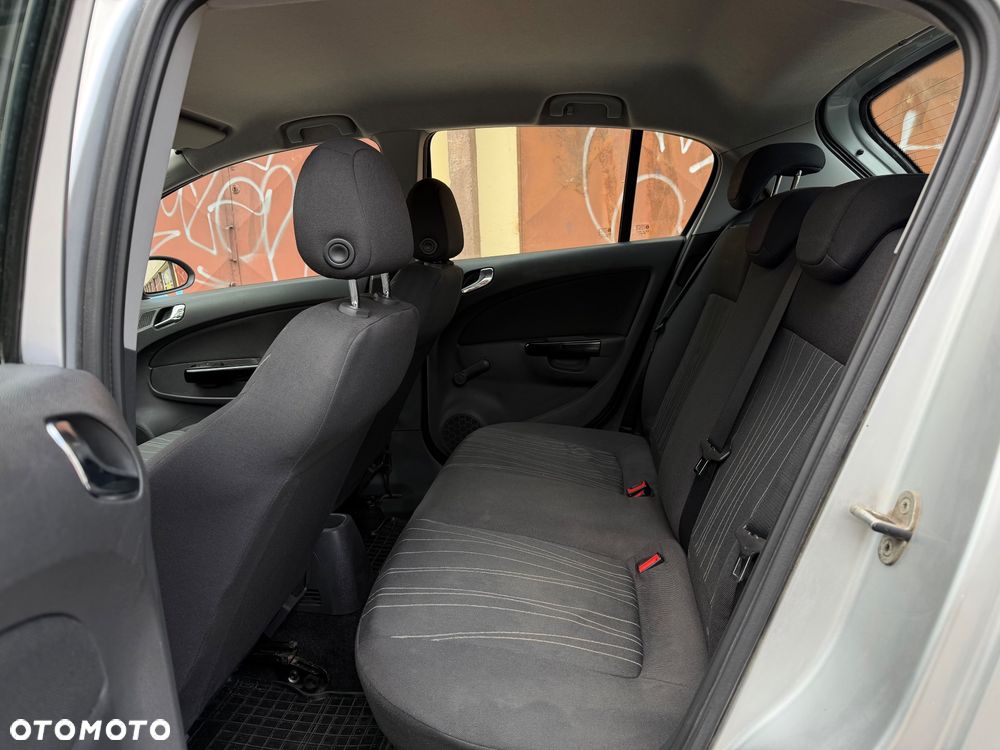 Opel Corsa 1.2 16V Enjoy - 18