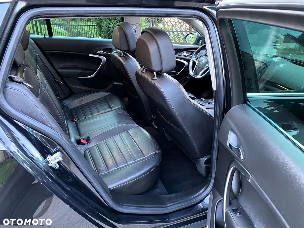 Opel Insignia 2.0 T Cosmo 4x4 - 31