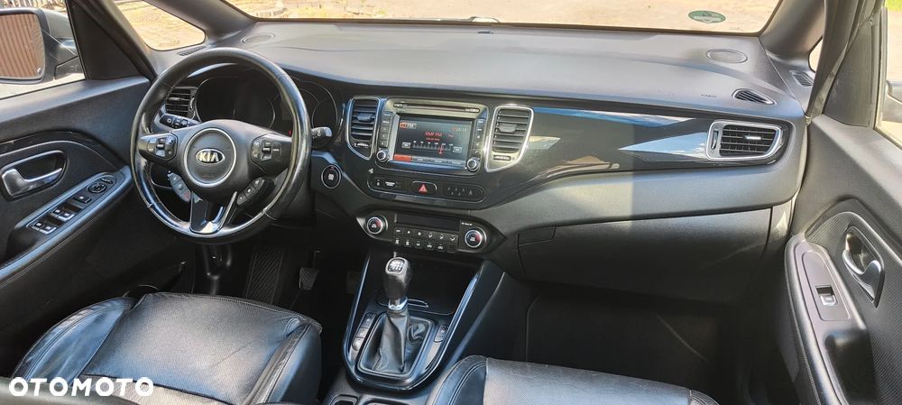 Kia Carens 1.7 CRDi XL 7os - 16