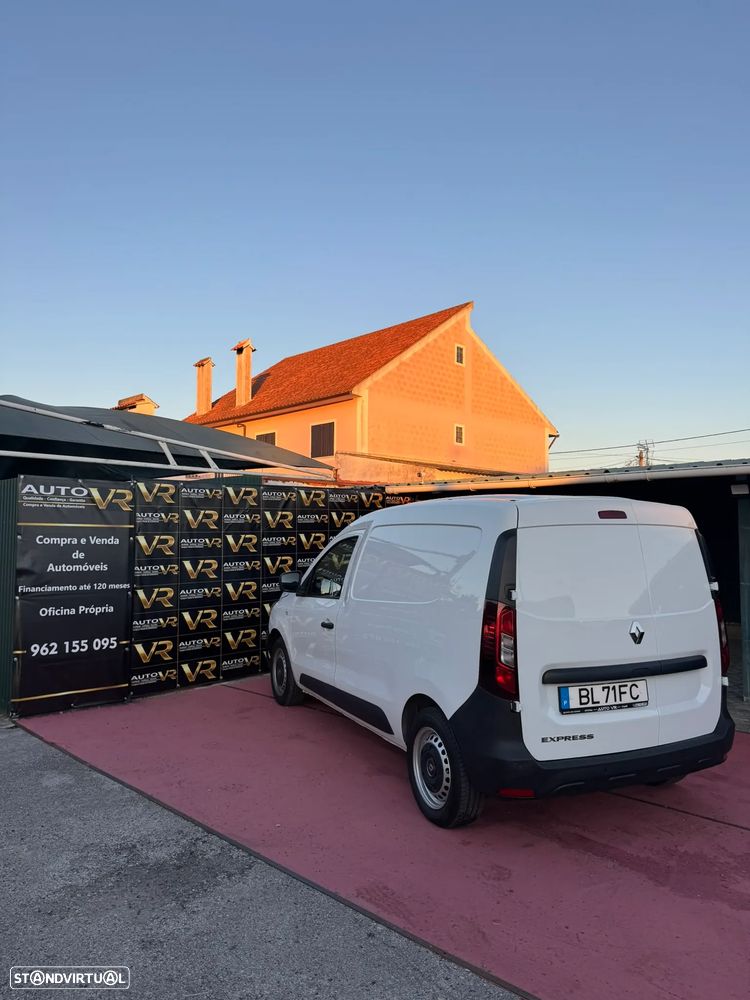 Renault EXPRESS - 8