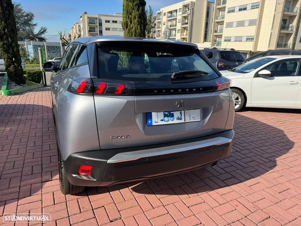 Peugeot 2008 1.2 PureTech Style - 37