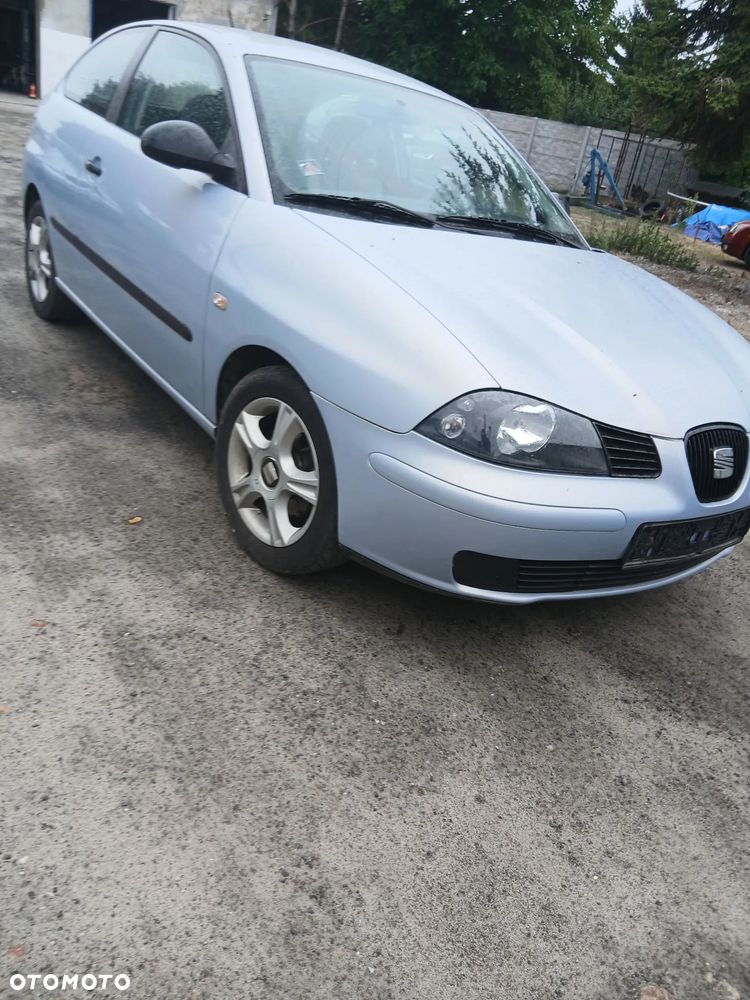 Seat Ibiza 1.2 12V Amaro - 2