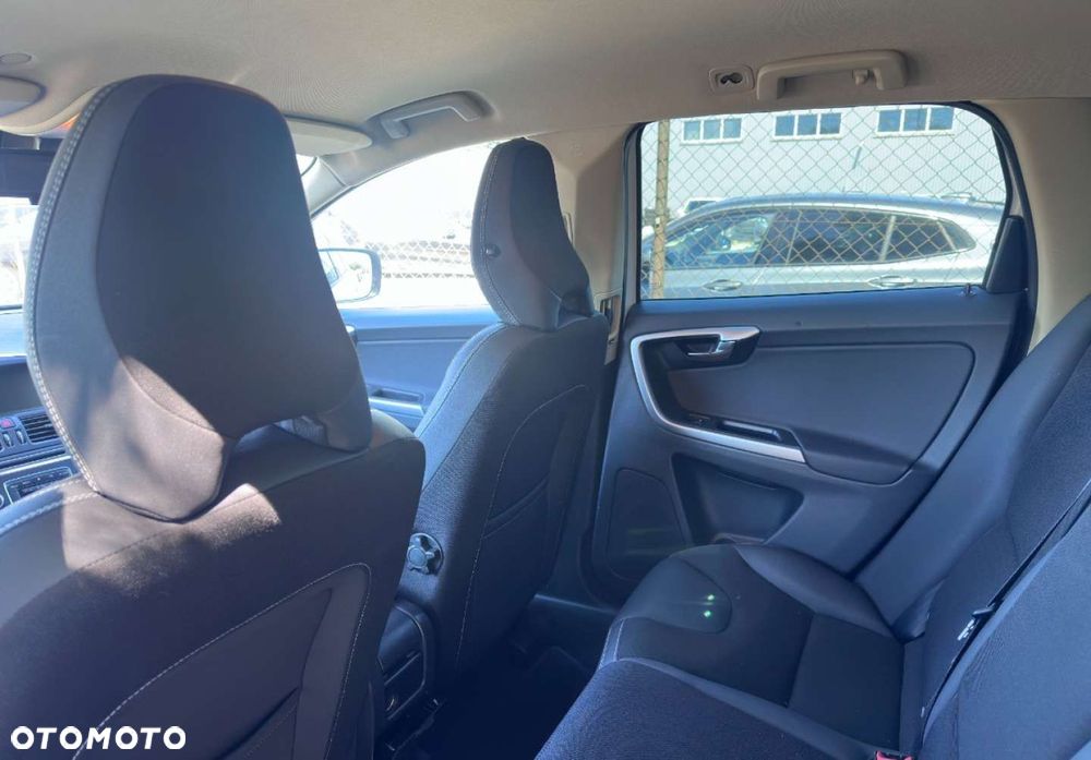 Volvo XC 60 - 11