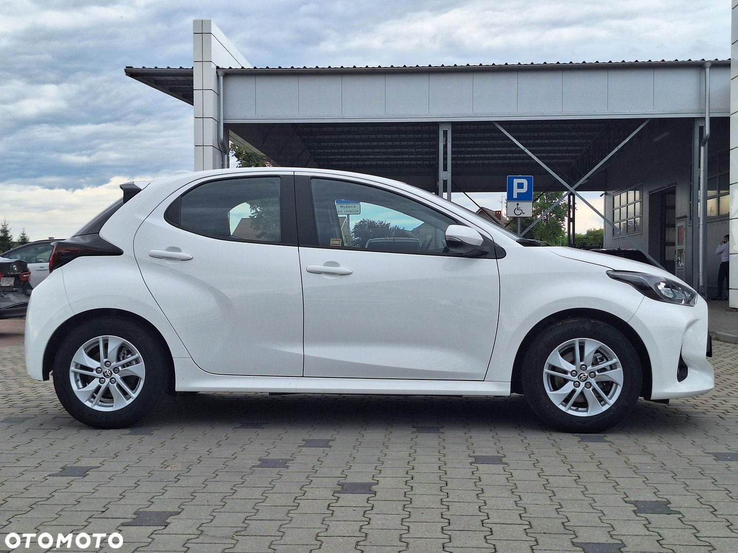 Toyota Yaris Hybrid 1.5 Comfort - 7