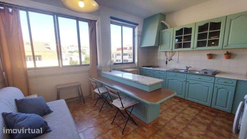 249R | Apartamento T1 Junqueiro em condomínio com piscina - Grande imagem: 2/18