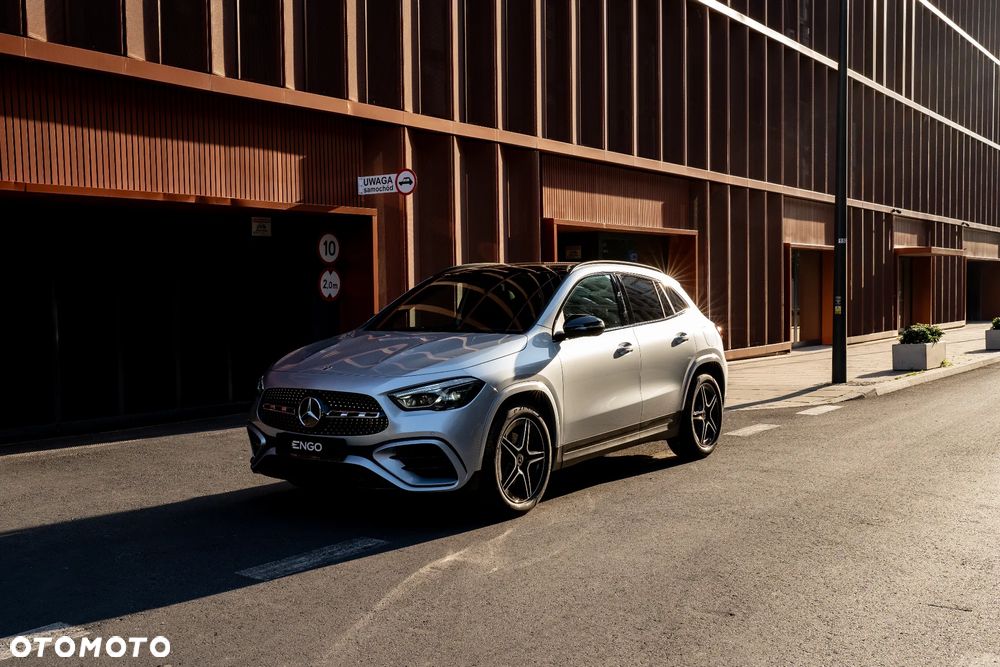 Mercedes-Benz GLA 200 mHEV AMG Line 7G-DCT - 8