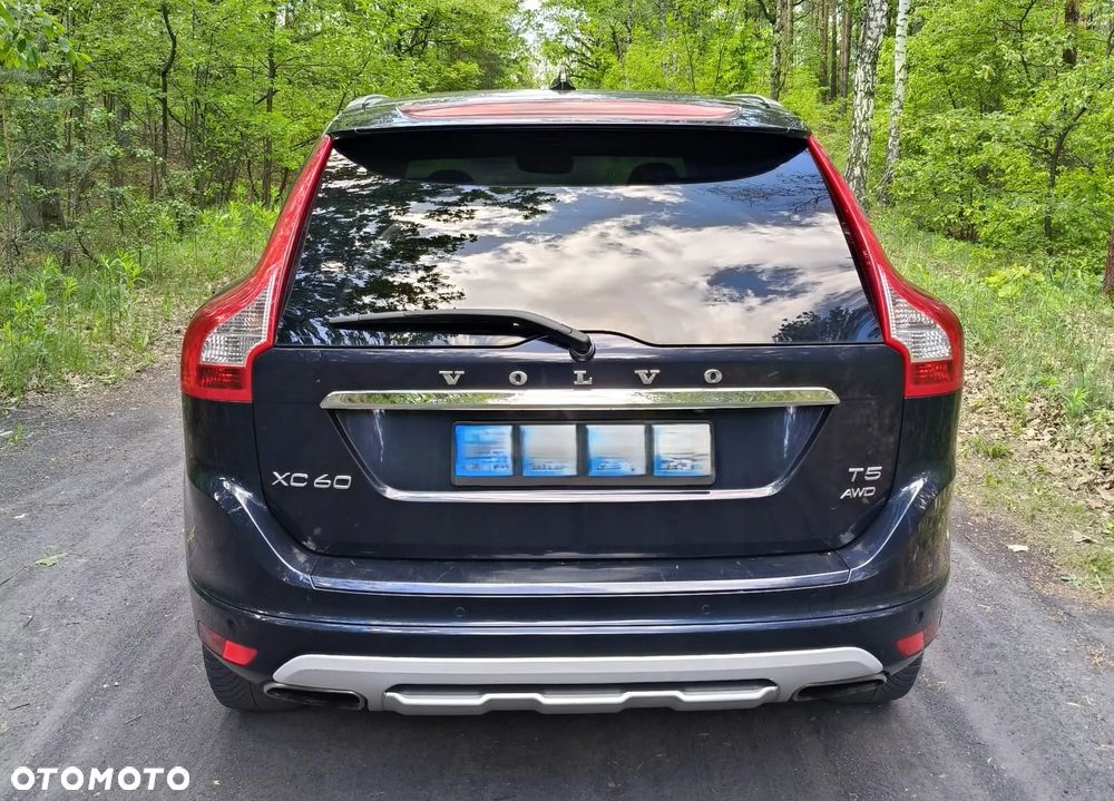 Volvo XC 60 T5 AWD Drive-E Summum - 7
