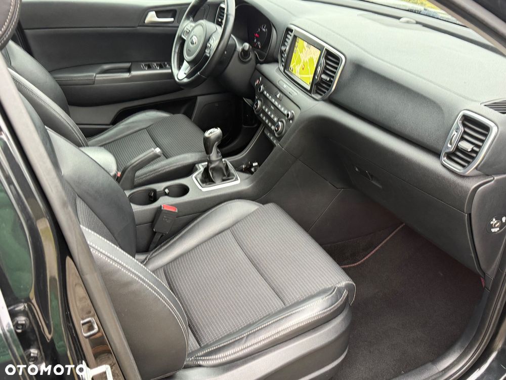 Kia Sportage 1.6 GDI 2WD Black Edition - 16