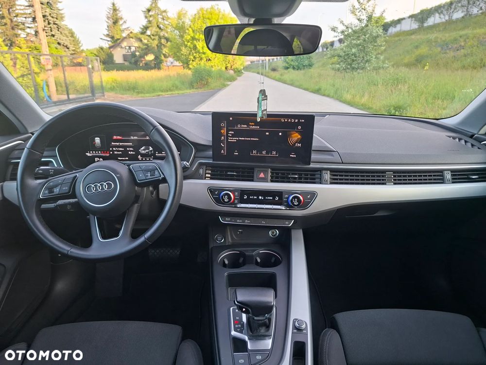 Audi A4 Avant 40 TFSI mHEV Advanced S tronic - 32