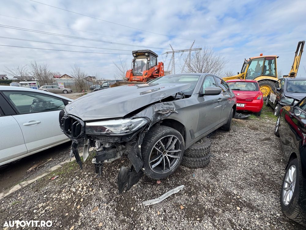 BMW Seria 5 530d xDrive Aut. - 2