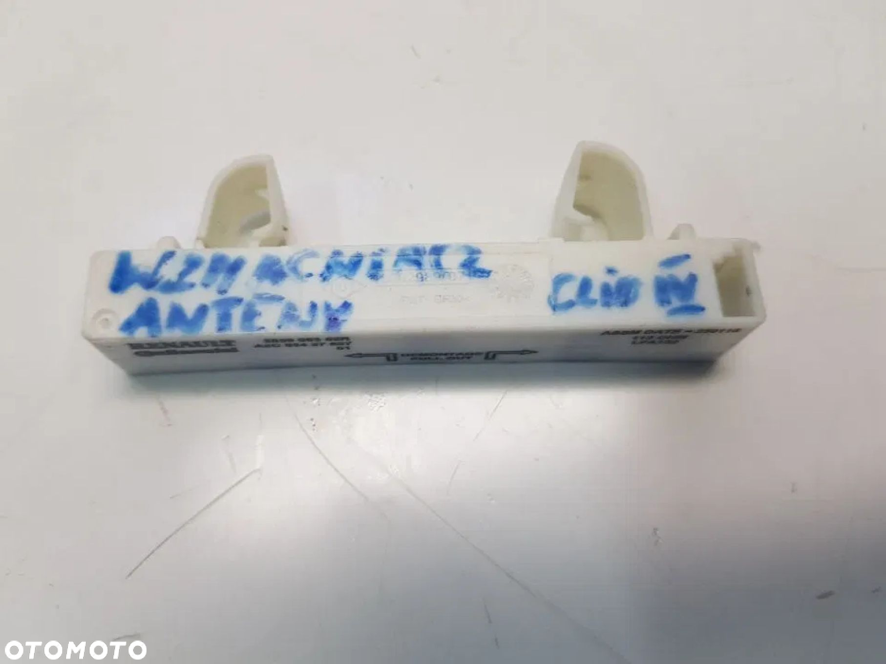 Wzmacniacz anteny moduł sensor Renault CLIO IV MEGANE CAPTUR TRAFIC SCENIC 285906352R - 2