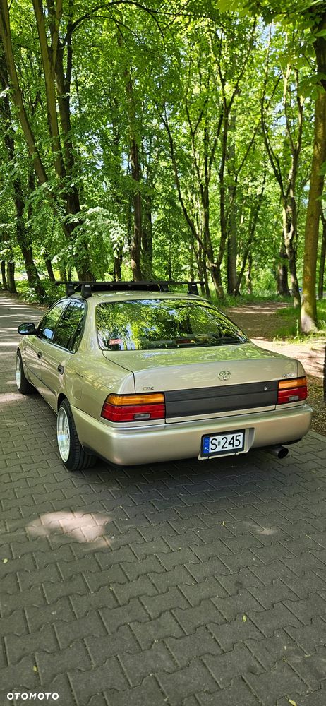 Toyota Corolla - 6