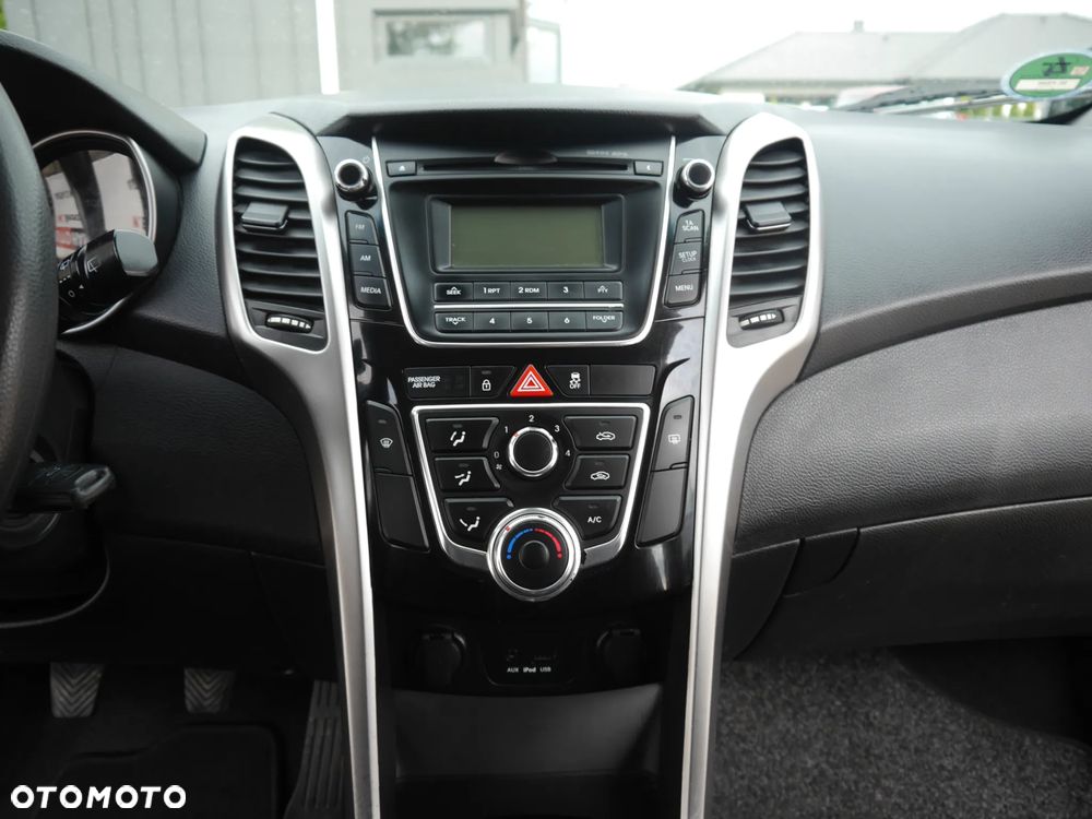 Hyundai i30 1.4 Classic - 10