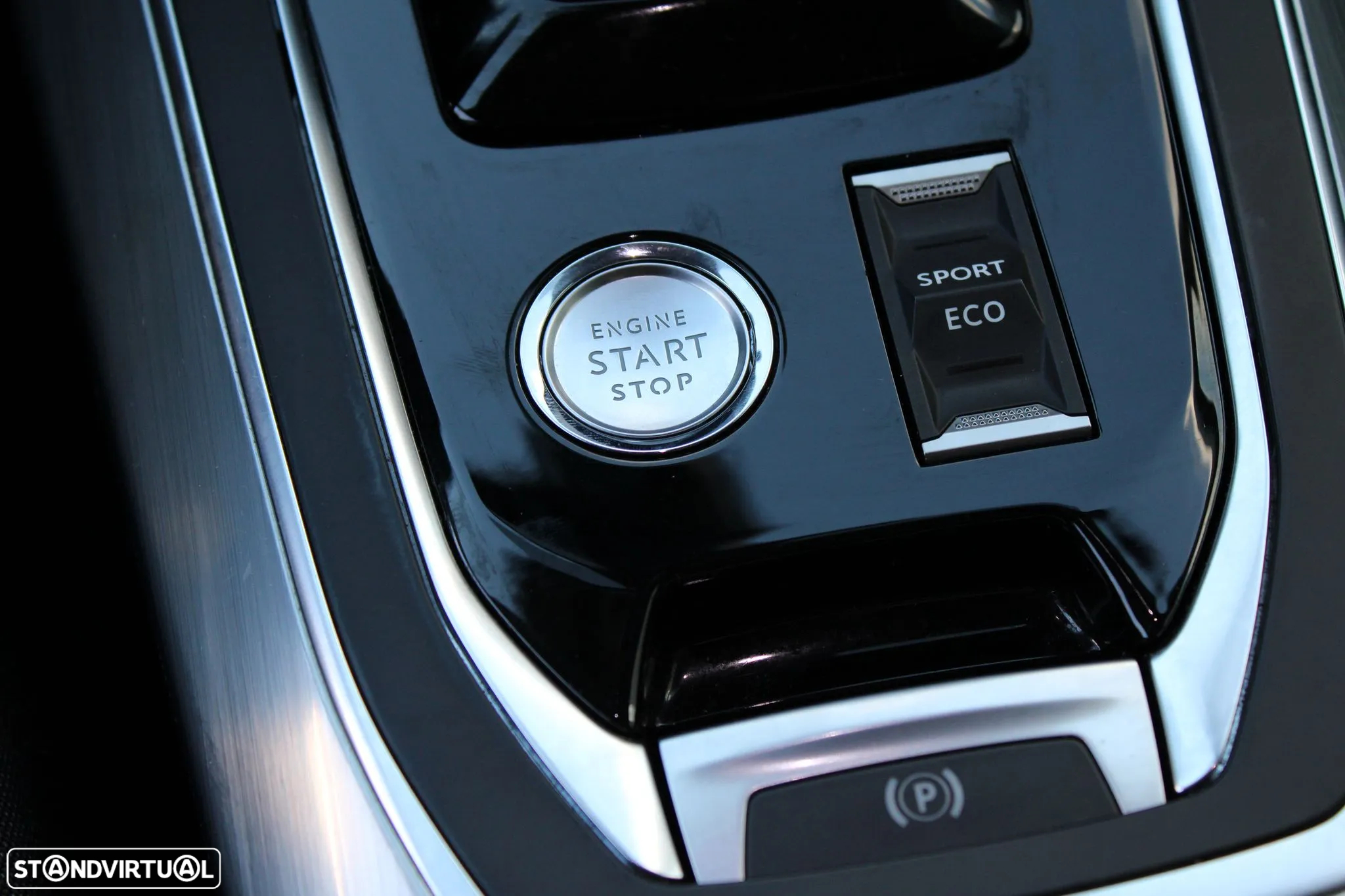 Peugeot 308 1.2 PureTech Allure EAT8 - 28