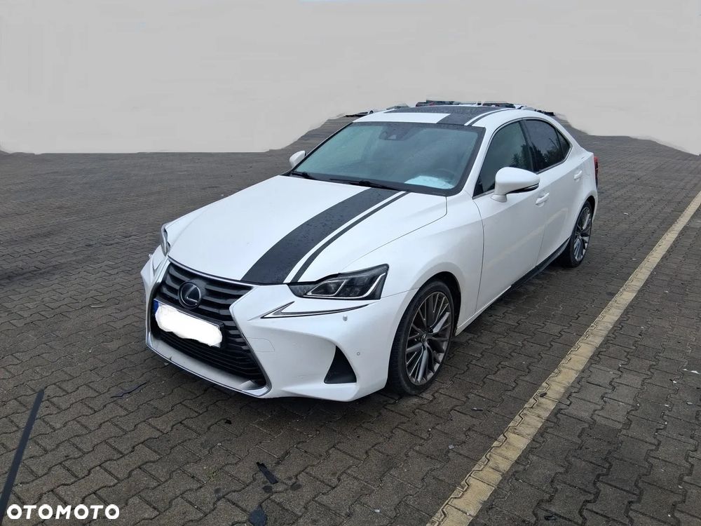 Lexus IS 300h Comfort - 22