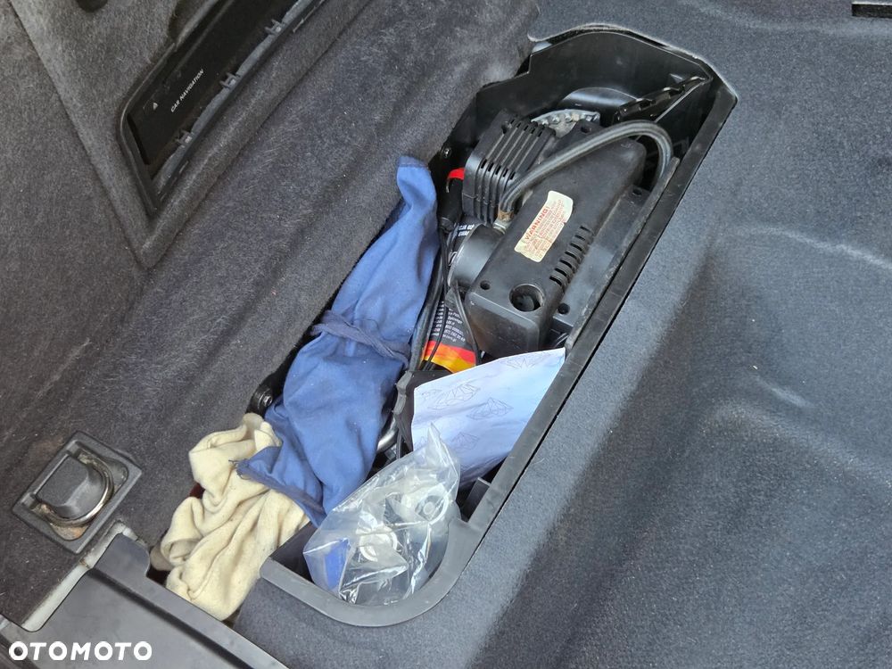 Mercedes-Benz Klasa E - 31