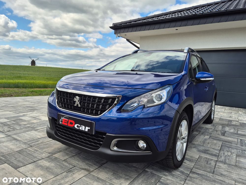 Peugeot 2008 BlueHDi 100 STOP & START Signature - 10