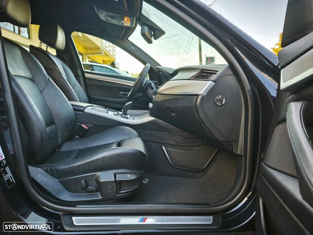 BMW 525 d xDrive Pack M Auto - 24