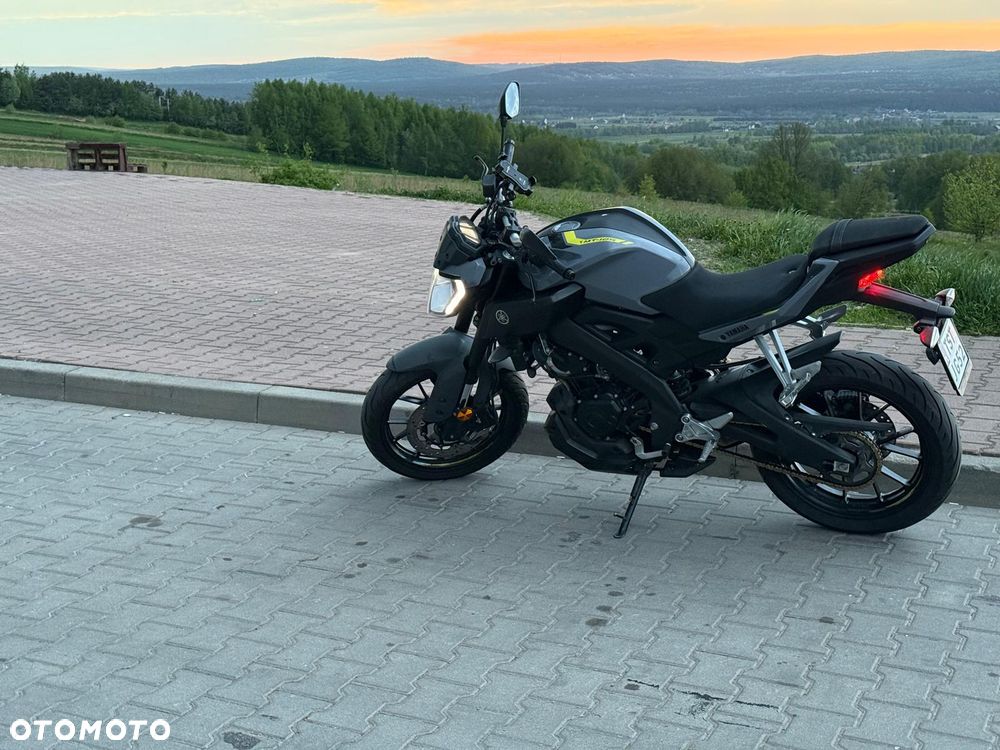 Yamaha MT - 8