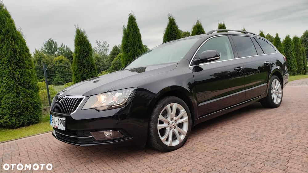 Skoda Superb 2.0 TDI DSG Elegance - 2
