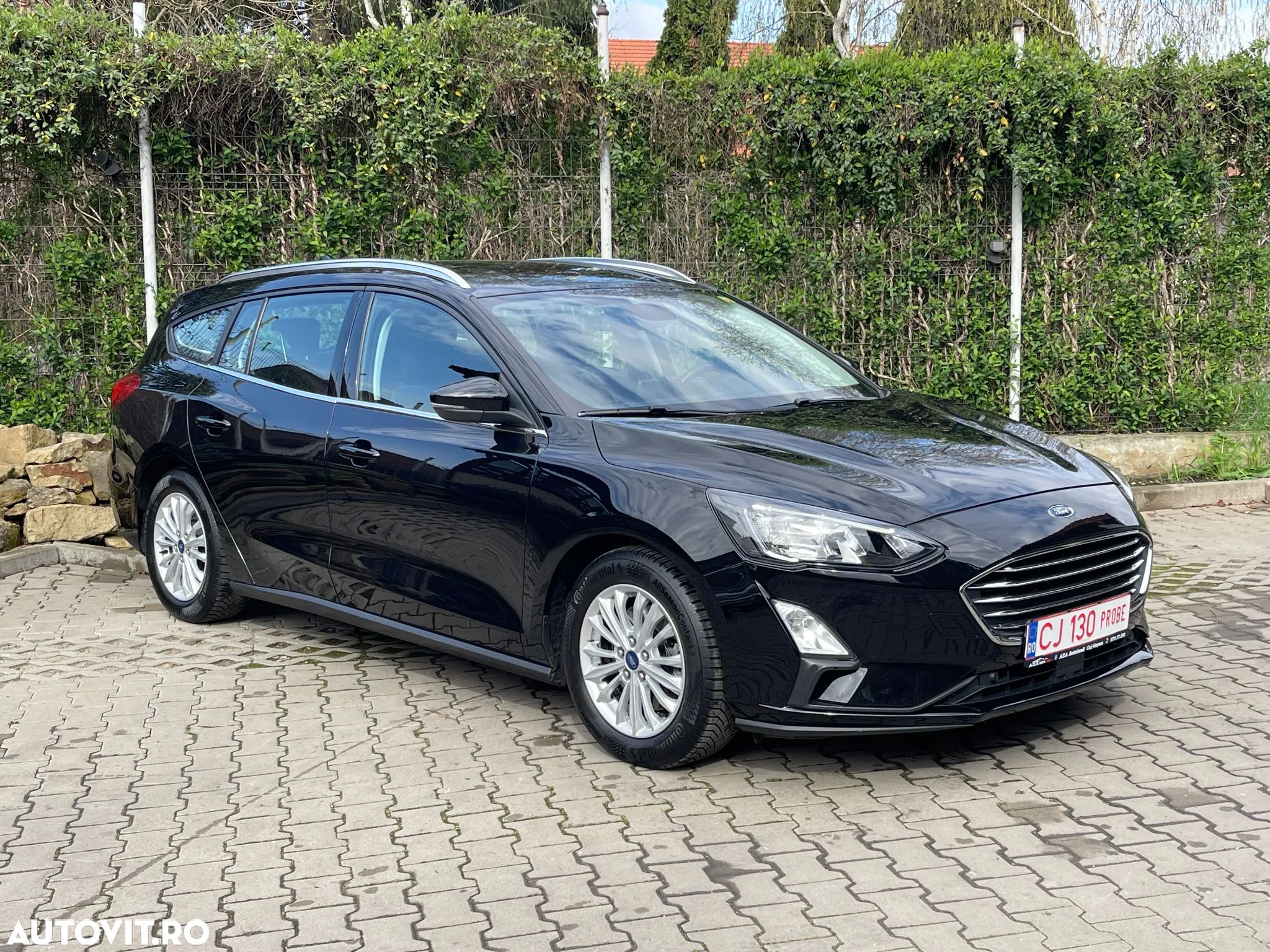 Ford Focus Turnier 1.5 EcoBlue Start-Stopp-System TITANIUM - 1