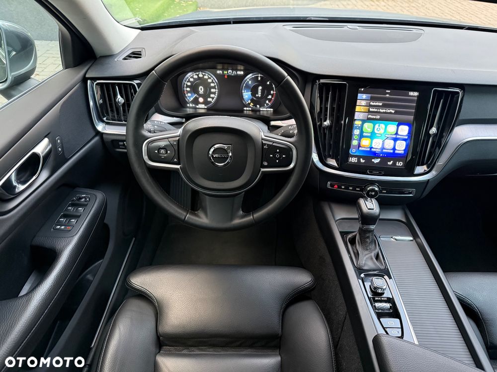 Volvo V60 D3 Geartronic Momentum Pro - 27