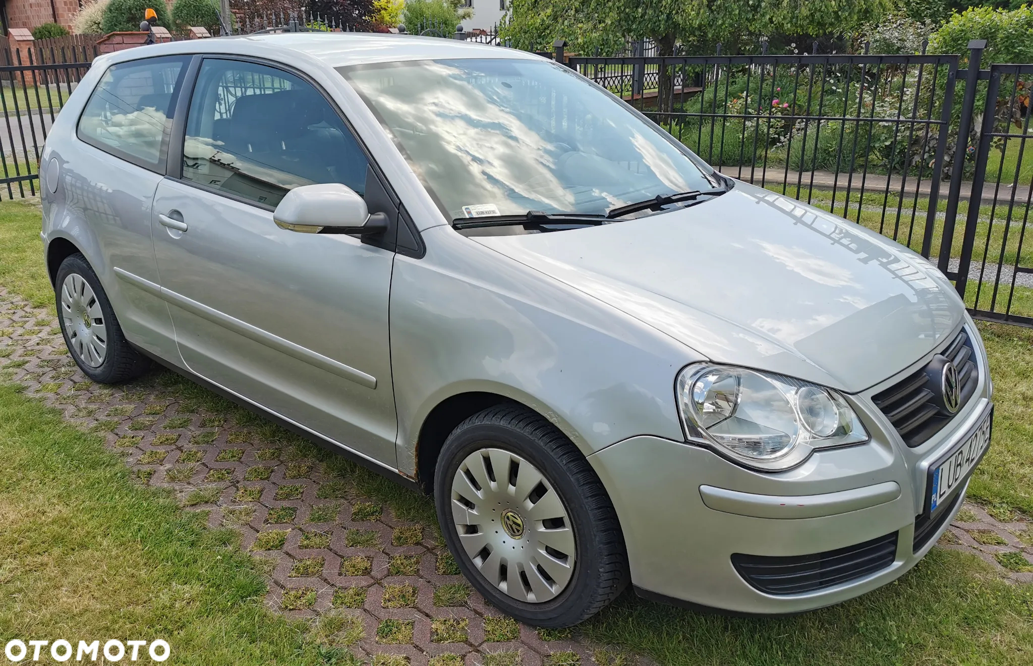 Volkswagen Polo - 2