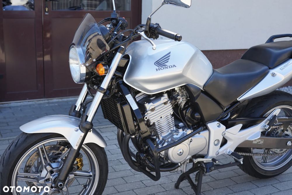 Honda CBF - 30