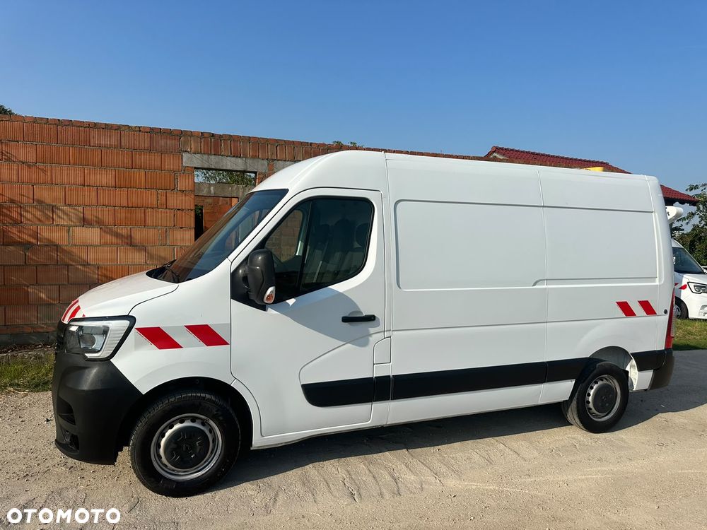 Renault MASTER _ 2023r _ AUTOMAT _ 2.3 DCI 150KM _ Tylko 85.000km ! - 32