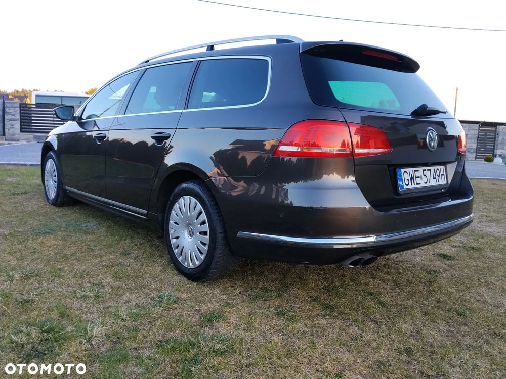 Volkswagen Passat 2.0 TDI Comfortline R-Style DSG - 4