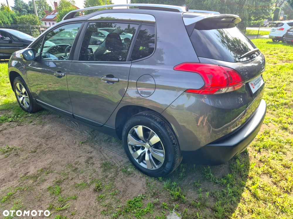 Peugeot 2008 1.6 VTi Style - 5