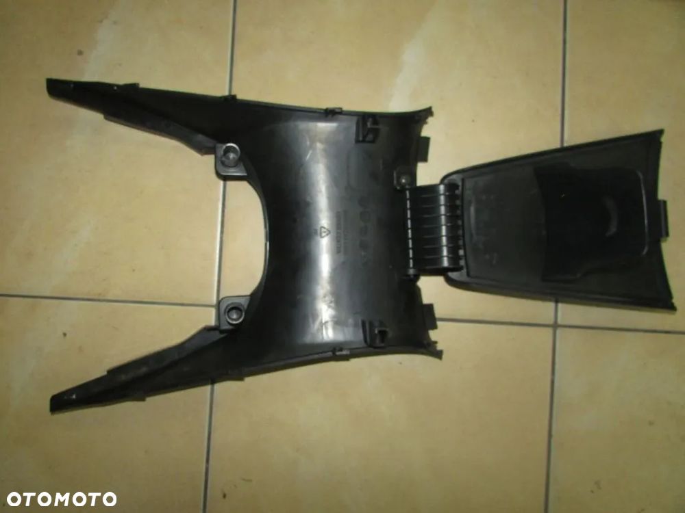 Kawasaki J300 klapka wlewu paliwa - 2
