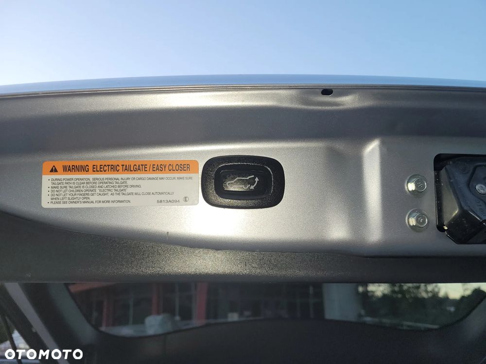 Mitsubishi Outlander 2.2 DI-D 4WD Automatik Diamant Edition - 12