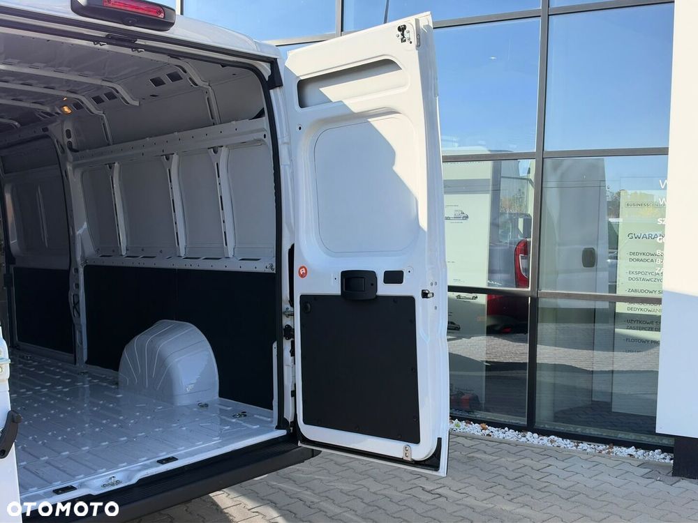 Opel Movano - 17