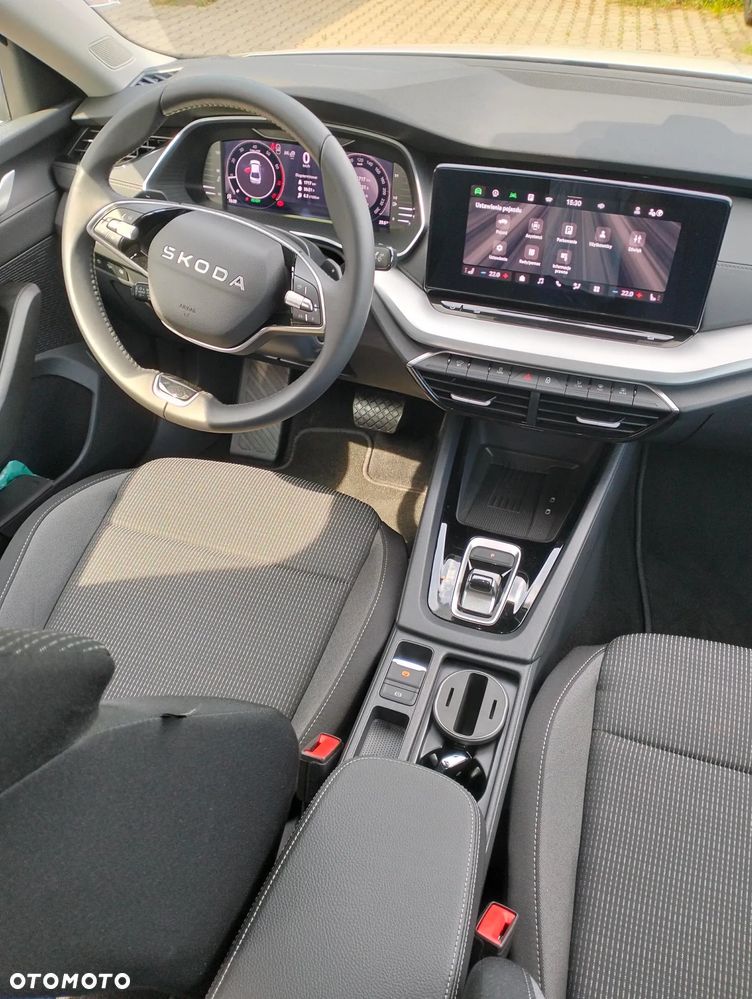 Skoda Octavia 1.5 TSI mHEV Selection DSG - 16