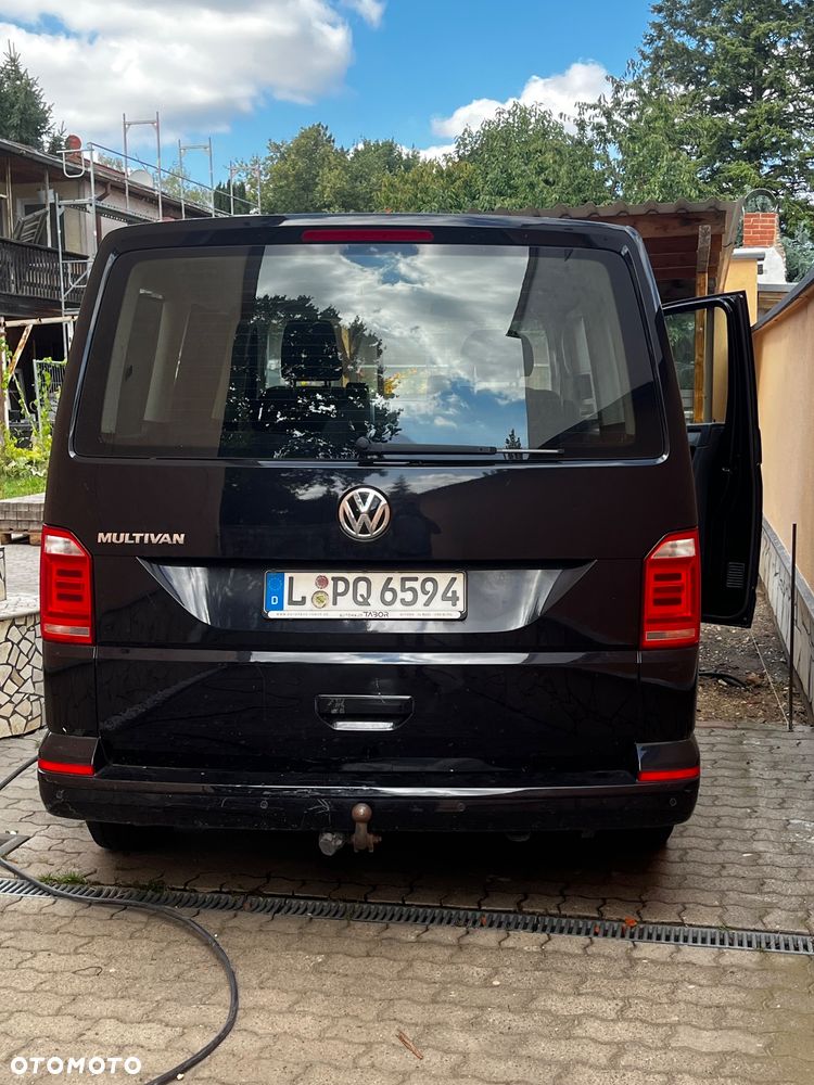 Volkswagen Multivan 2.0 TDI L1 Comfortline DSG - 9