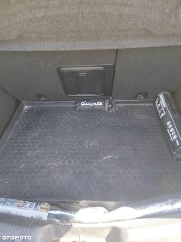 Alfa Romeo Giulietta 1.6 JTDM 16V Sport - 8