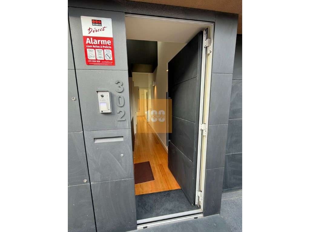 Moradia com jardim em Matosinhos Sul - Grande imagem: 2/27