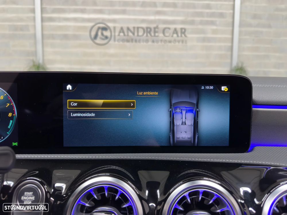 Mercedes-Benz CLA 250 e Shooting Brake AMG Line - 21