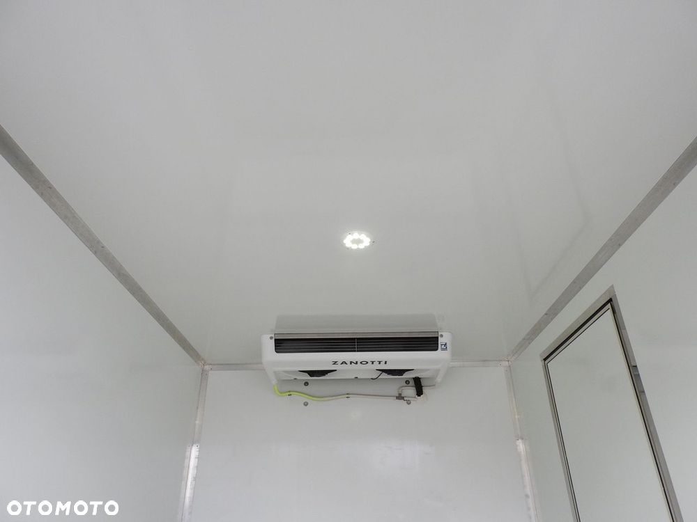 Renault MASTER  CHŁODNIA KONTENER 0*C LEDY KLIMATYZACJA  145KM - 27