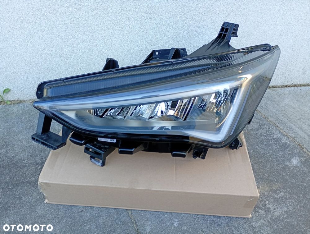 CUPRA BORN LAMPA LEWA PRZÓD PRZEDNIA FULL LED 10F941007K - 1