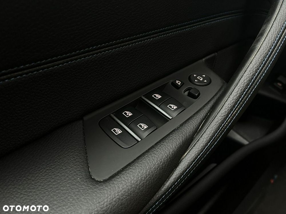 BMW Seria 5 520d M Sport sport - 20